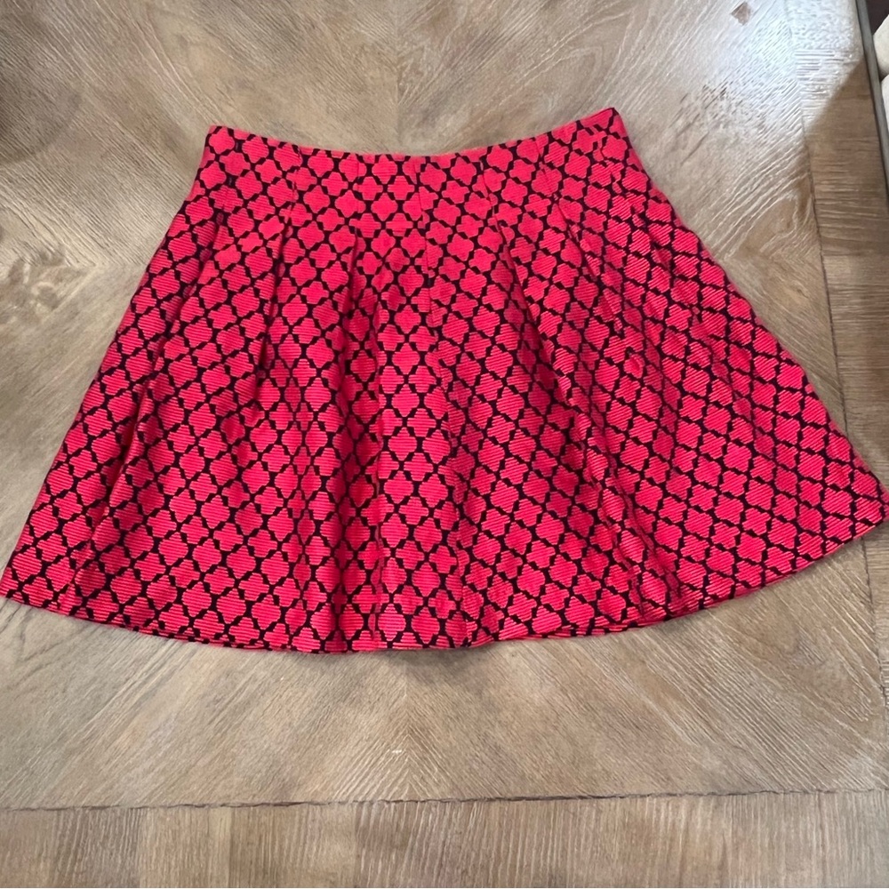 Banana Republic pleated skirt. Size 8.